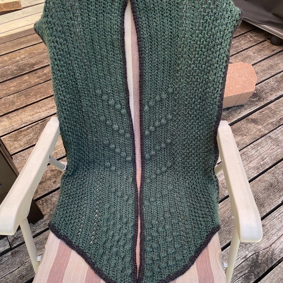 🧶 Knitted Ruana Wrap - Picture 6 of 9